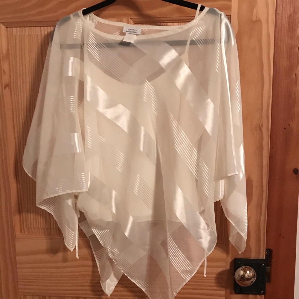 Dressy top day/evening